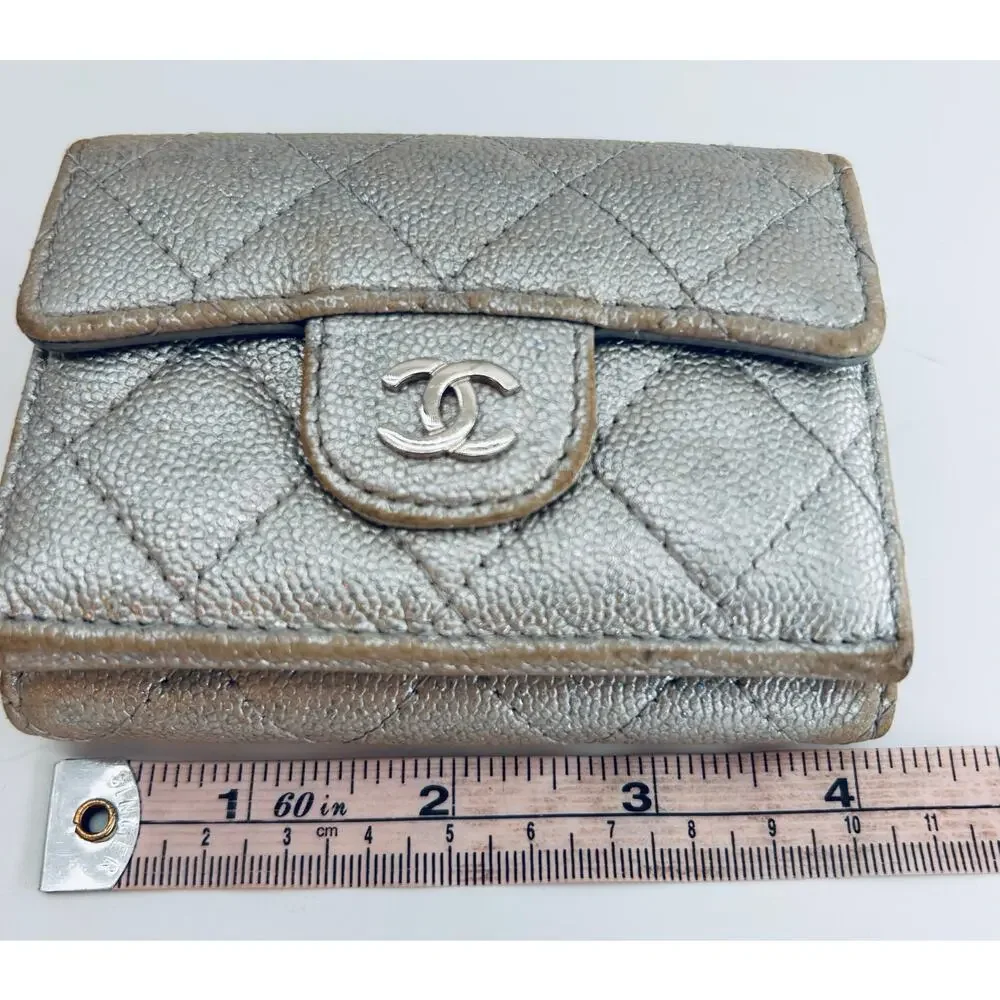 CHANEL trifold mini